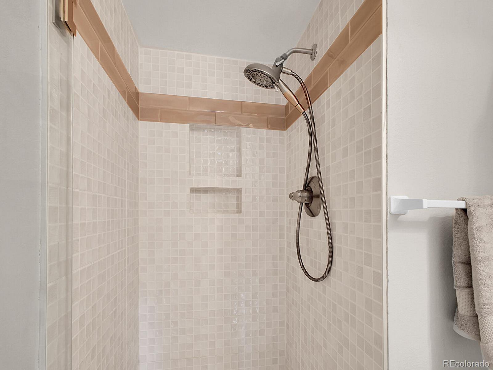 MLS Image #23 for 6832 s high street,centennial, Colorado