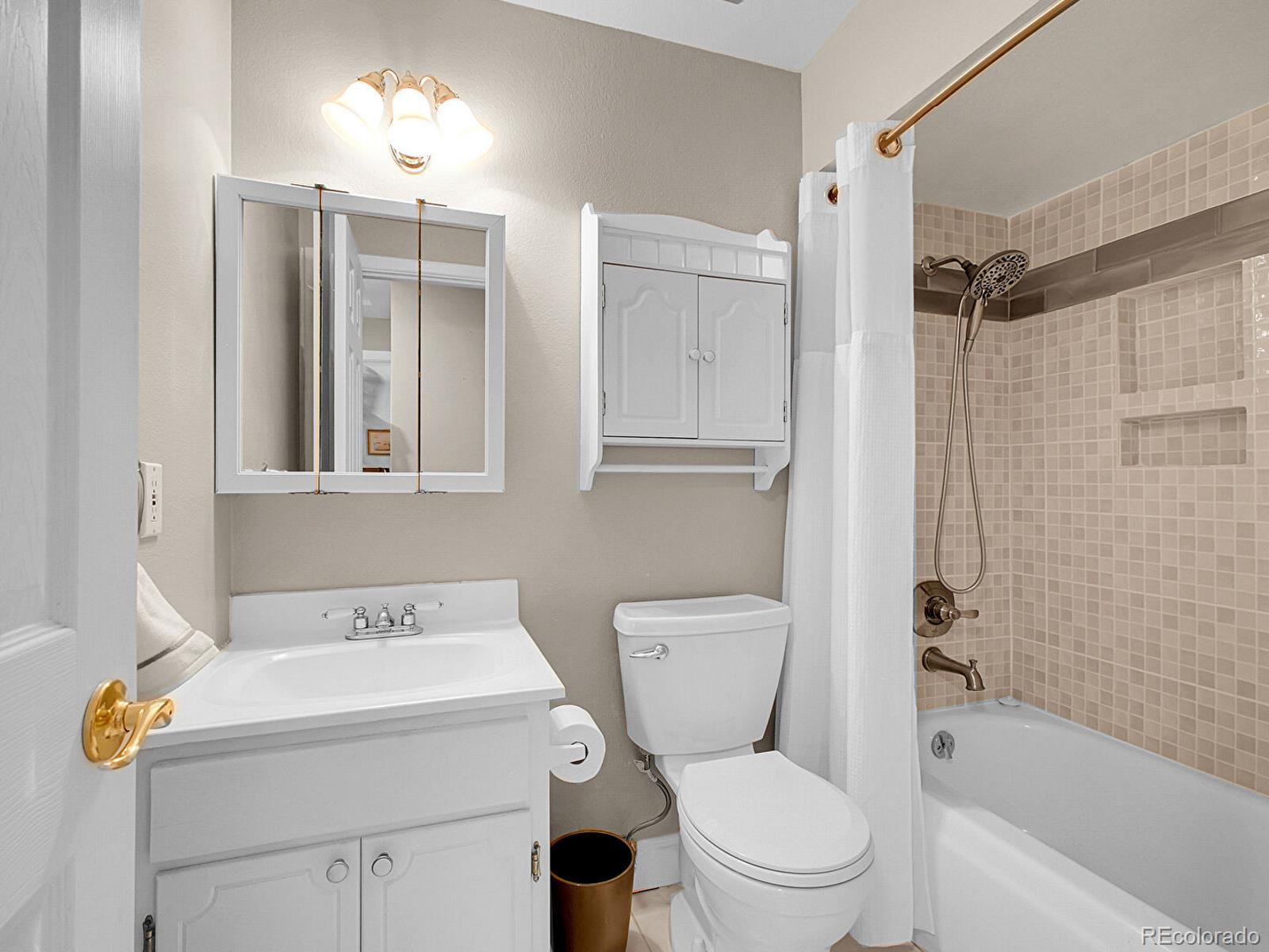 MLS Image #26 for 6832 s high street,centennial, Colorado