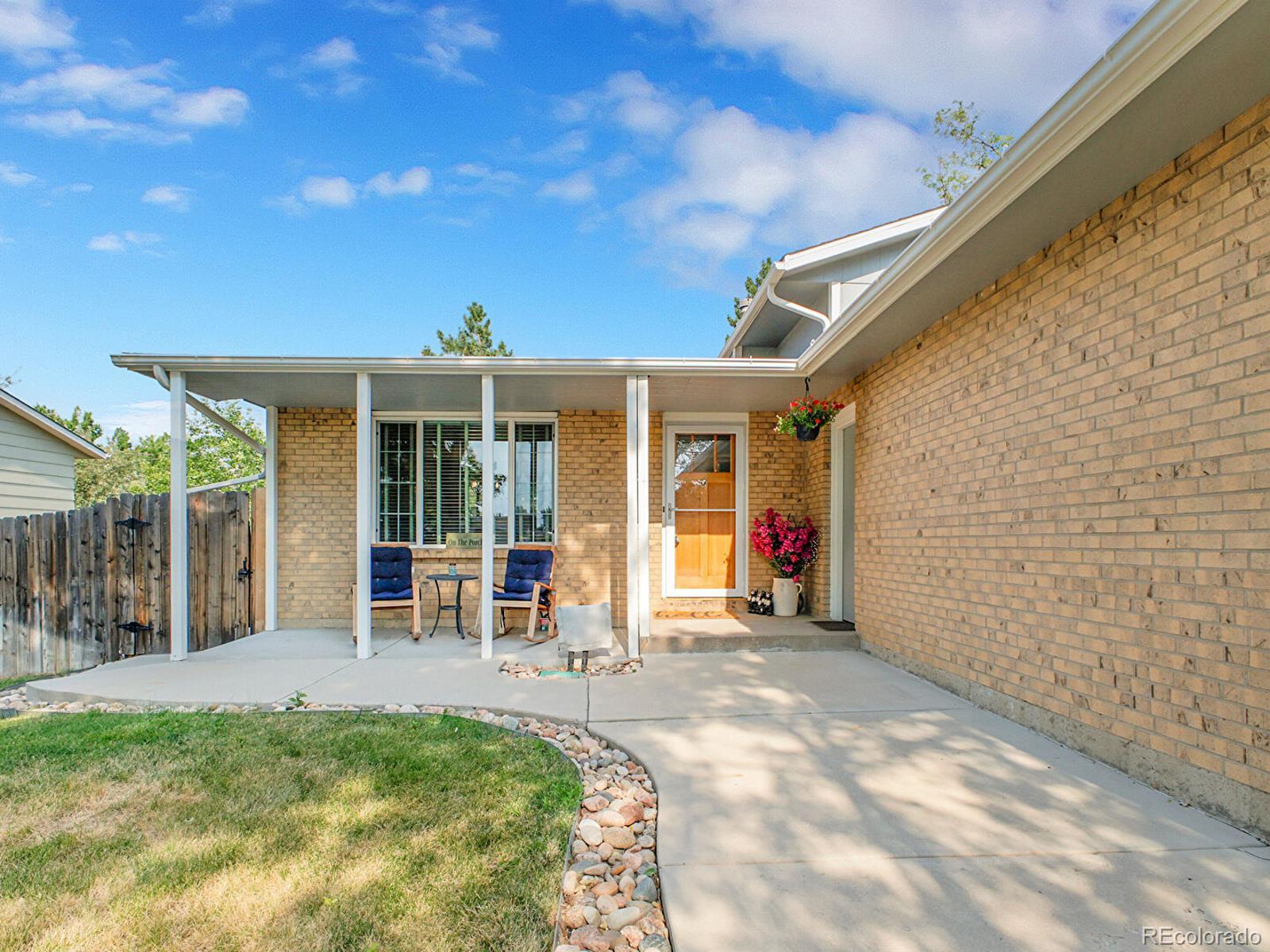 MLS Image #3 for 6832 s high street,centennial, Colorado