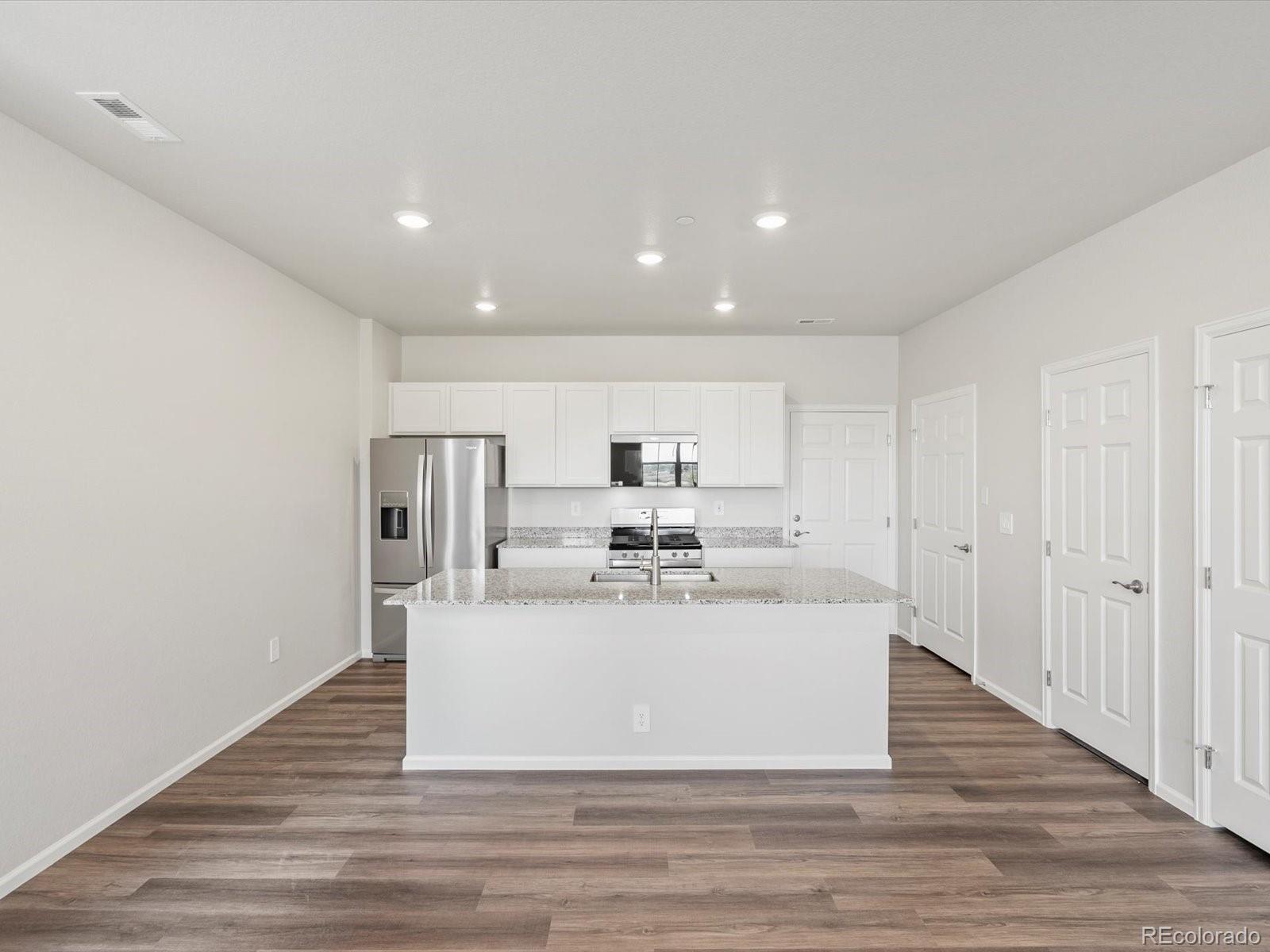 MLS Image #5 for 1618  riverplace drive,windsor, Colorado