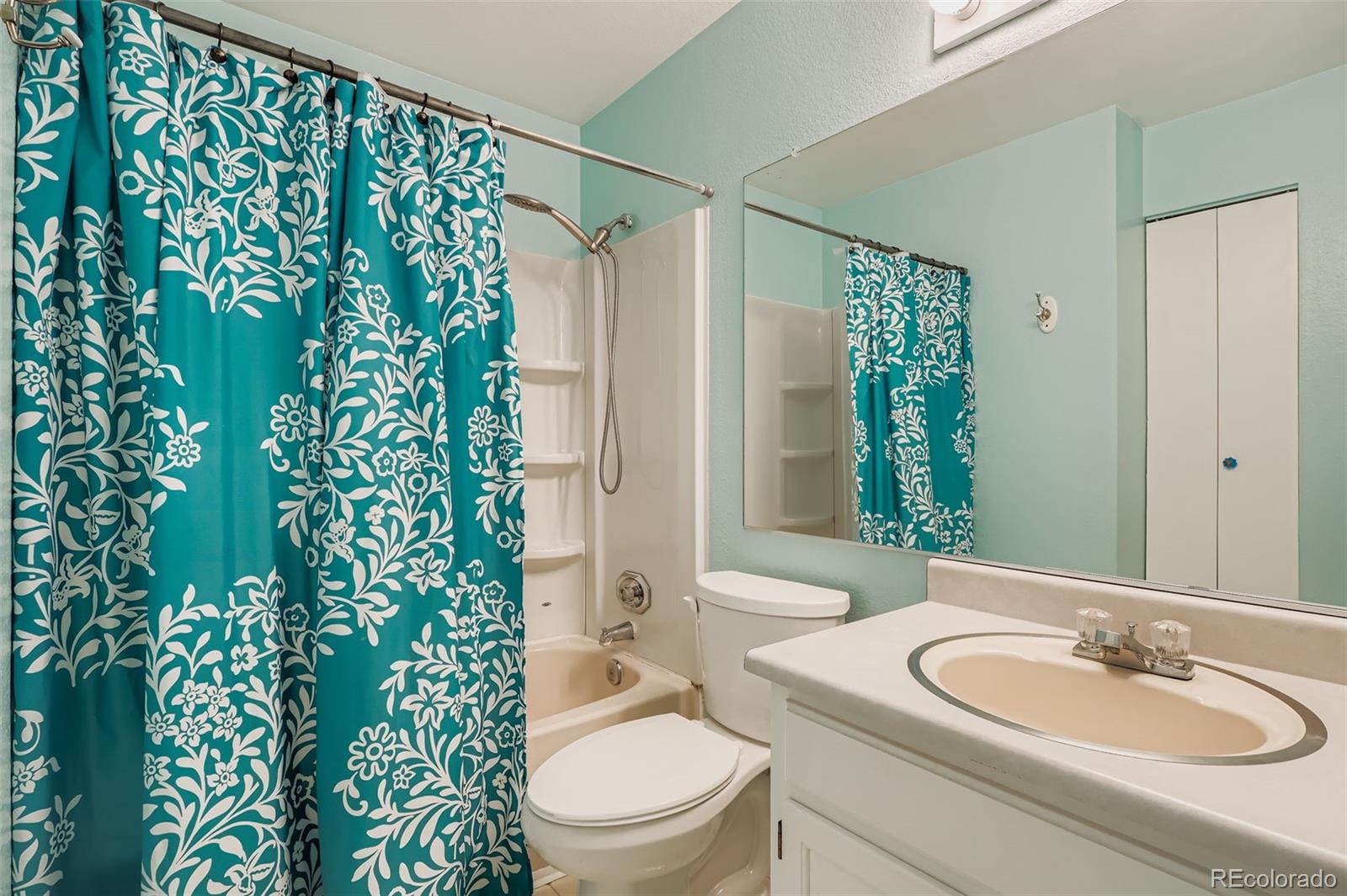 MLS Image #8 for 4400 s quebec street,denver, Colorado