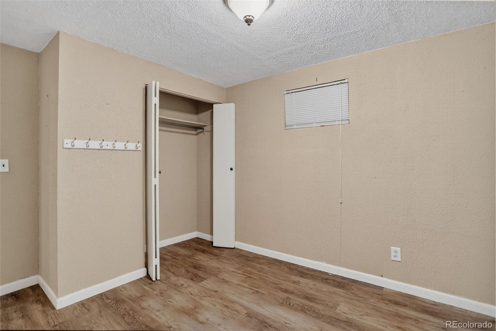MLS Image #14 for 10362 w lehigh avenue,denver, Colorado