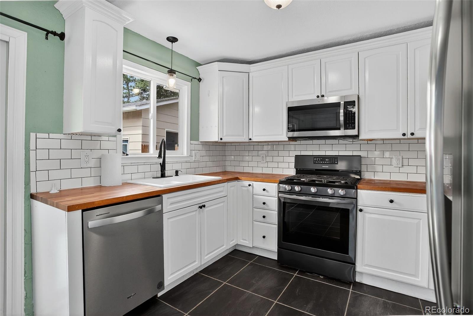 MLS Image #6 for 10362 w lehigh avenue,denver, Colorado