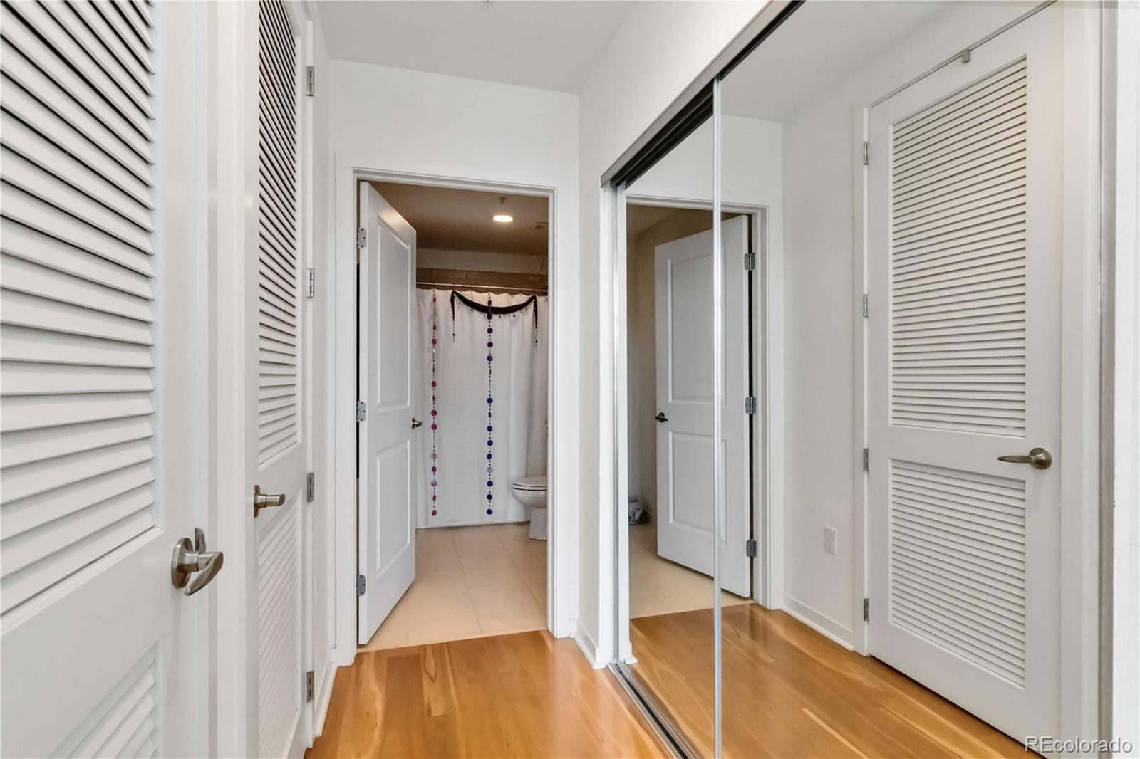 MLS Image #10 for 1700  bassett street,denver, Colorado