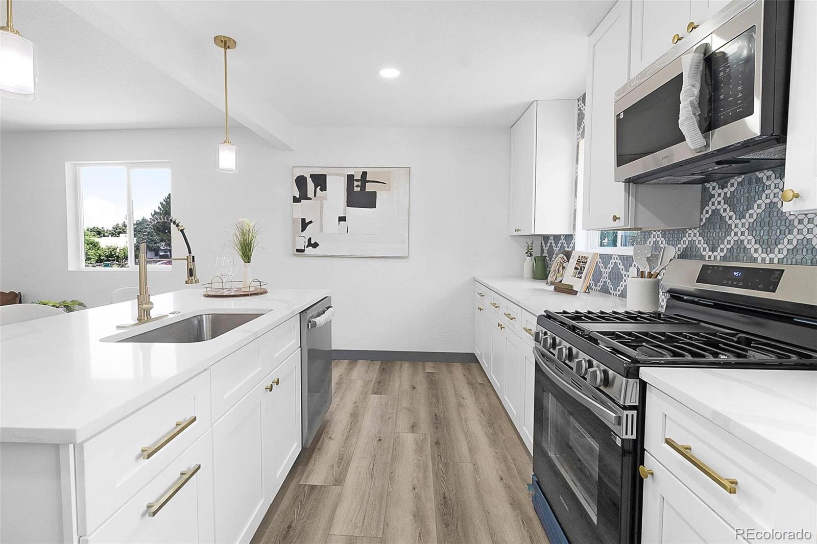 MLS Image #10 for 1990  newark street,aurora, Colorado
