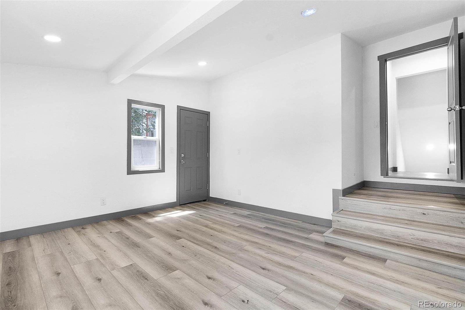 MLS Image #20 for 1990  newark street,aurora, Colorado