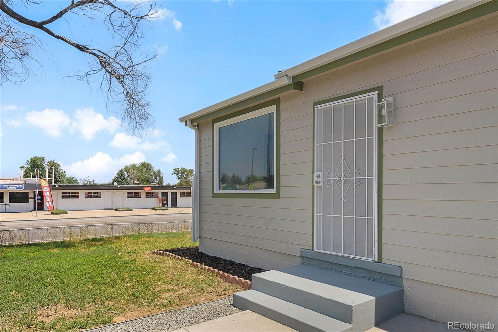 MLS Image #31 for 1990  newark street,aurora, Colorado