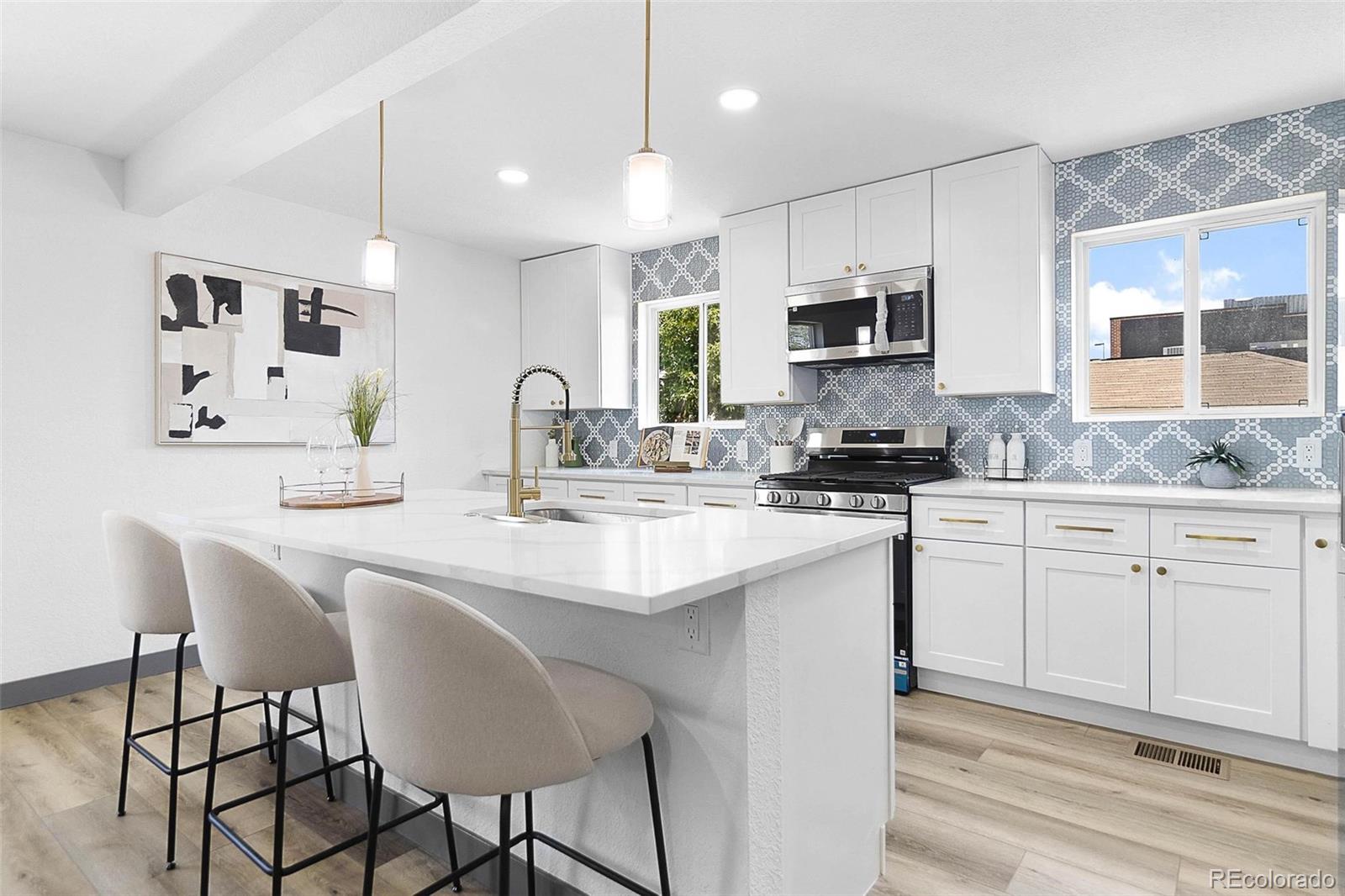 MLS Image #6 for 1990  newark street,aurora, Colorado