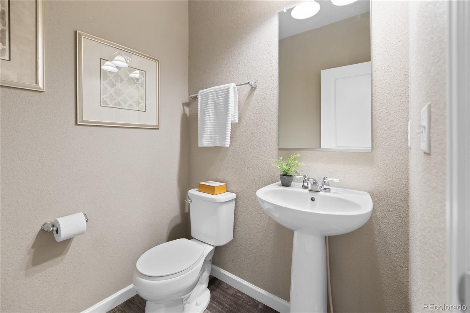 MLS Image #10 for 15709  josephine street,thornton, Colorado