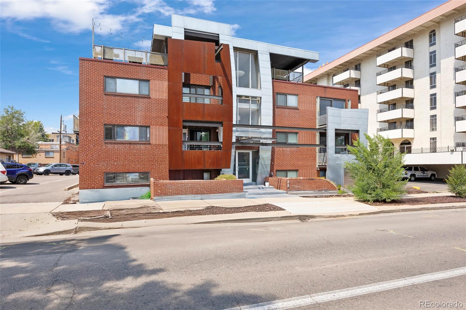 MLS Image #11 for 75 n emerson street 107,denver, Colorado