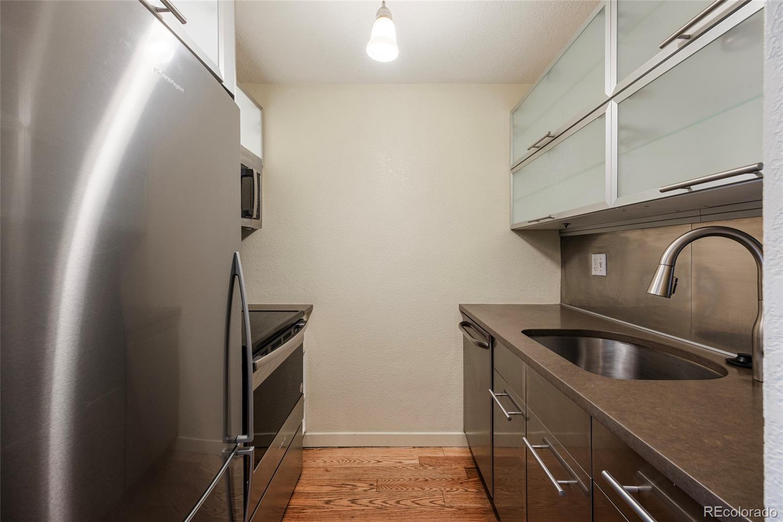 MLS Image #3 for 75 n emerson street 107,denver, Colorado