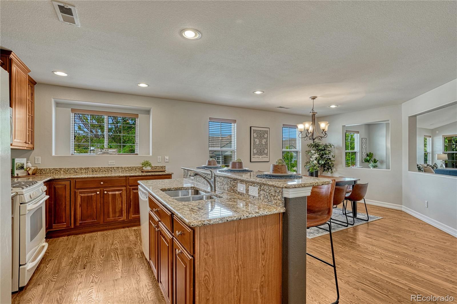 MLS Image #14 for 23551 e jamison place,aurora, Colorado