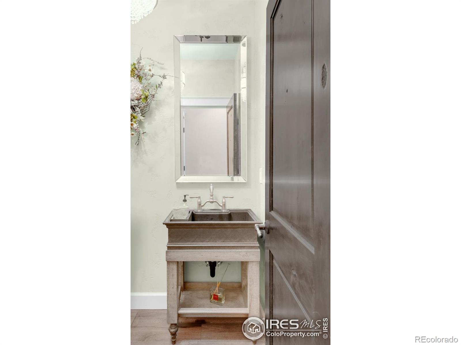 MLS Image #14 for 404  black elk court,loveland, Colorado