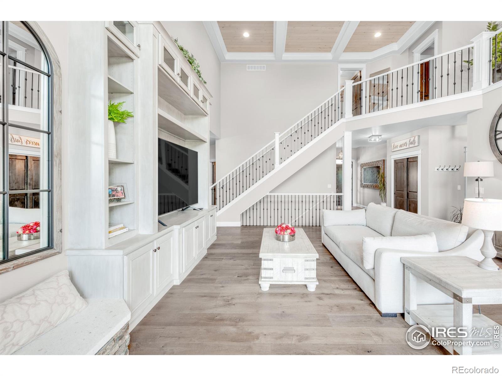 MLS Image #4 for 404  black elk court,loveland, Colorado