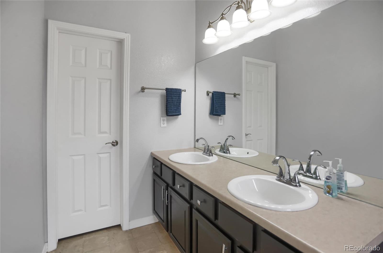 MLS Image #14 for 9315  amison circle 106,parker, Colorado