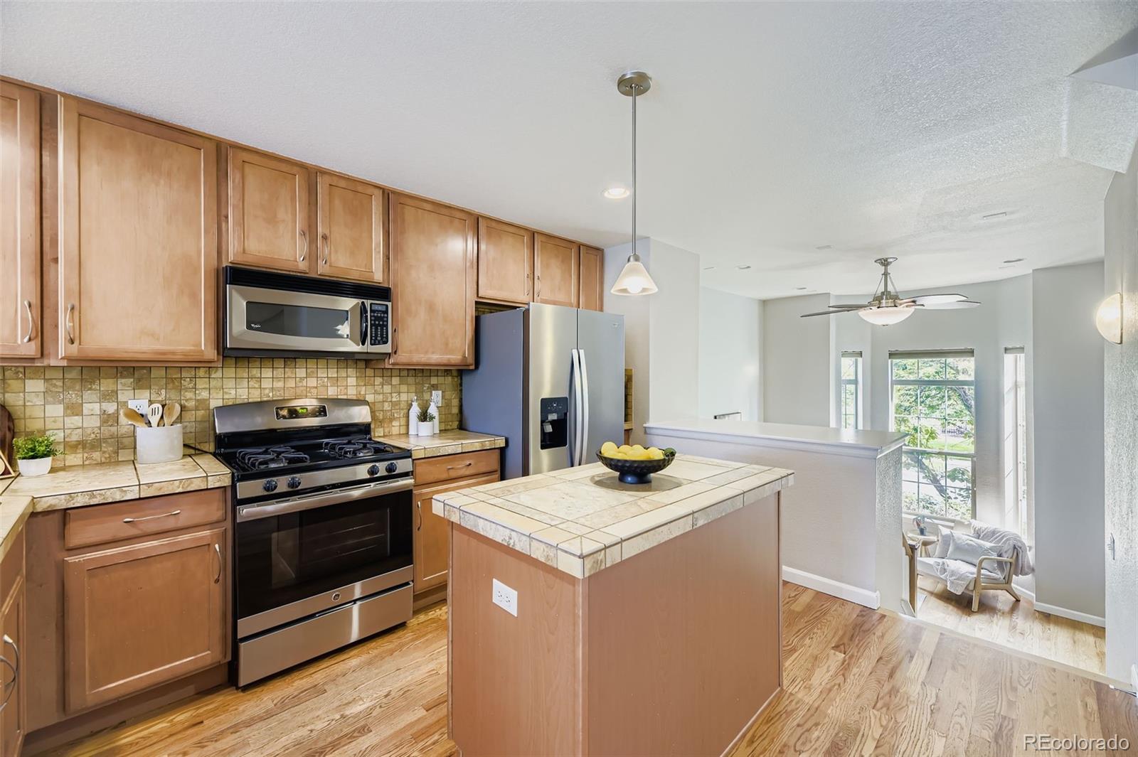 MLS Image #11 for 8719 e 25th avenue,denver, Colorado