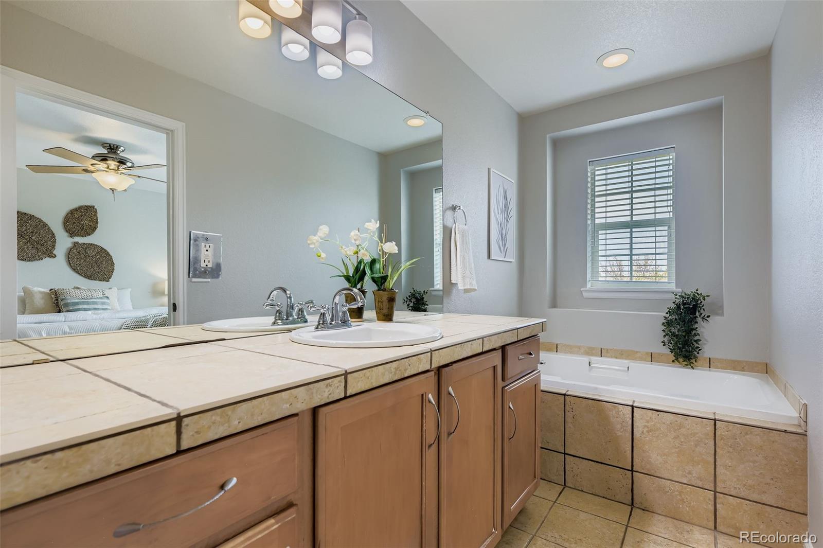 MLS Image #19 for 8719 e 25th avenue,denver, Colorado