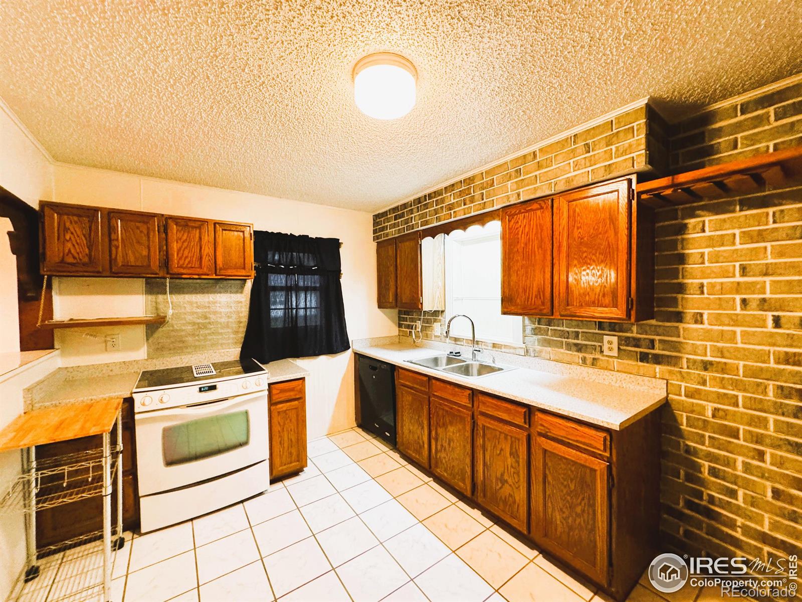 MLS Image #23 for 305 e chase street,haxtun, Colorado