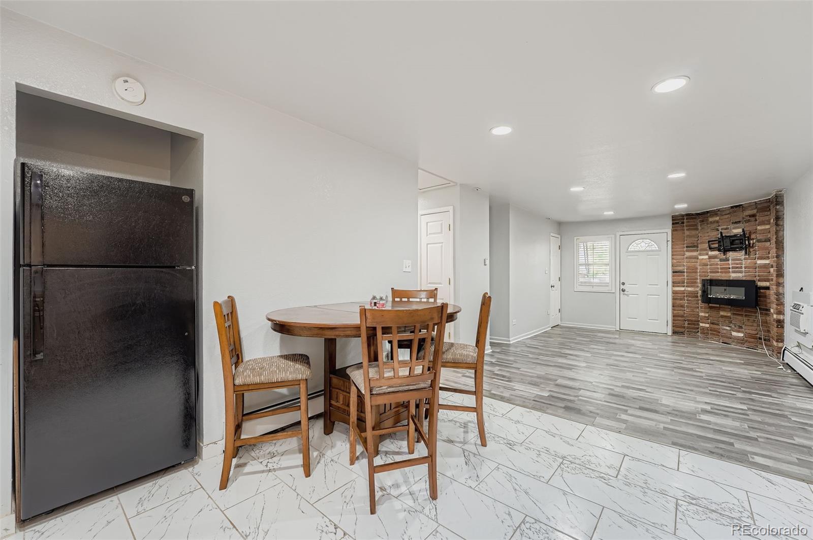 MLS Image #12 for 2190 s holly street,denver, Colorado