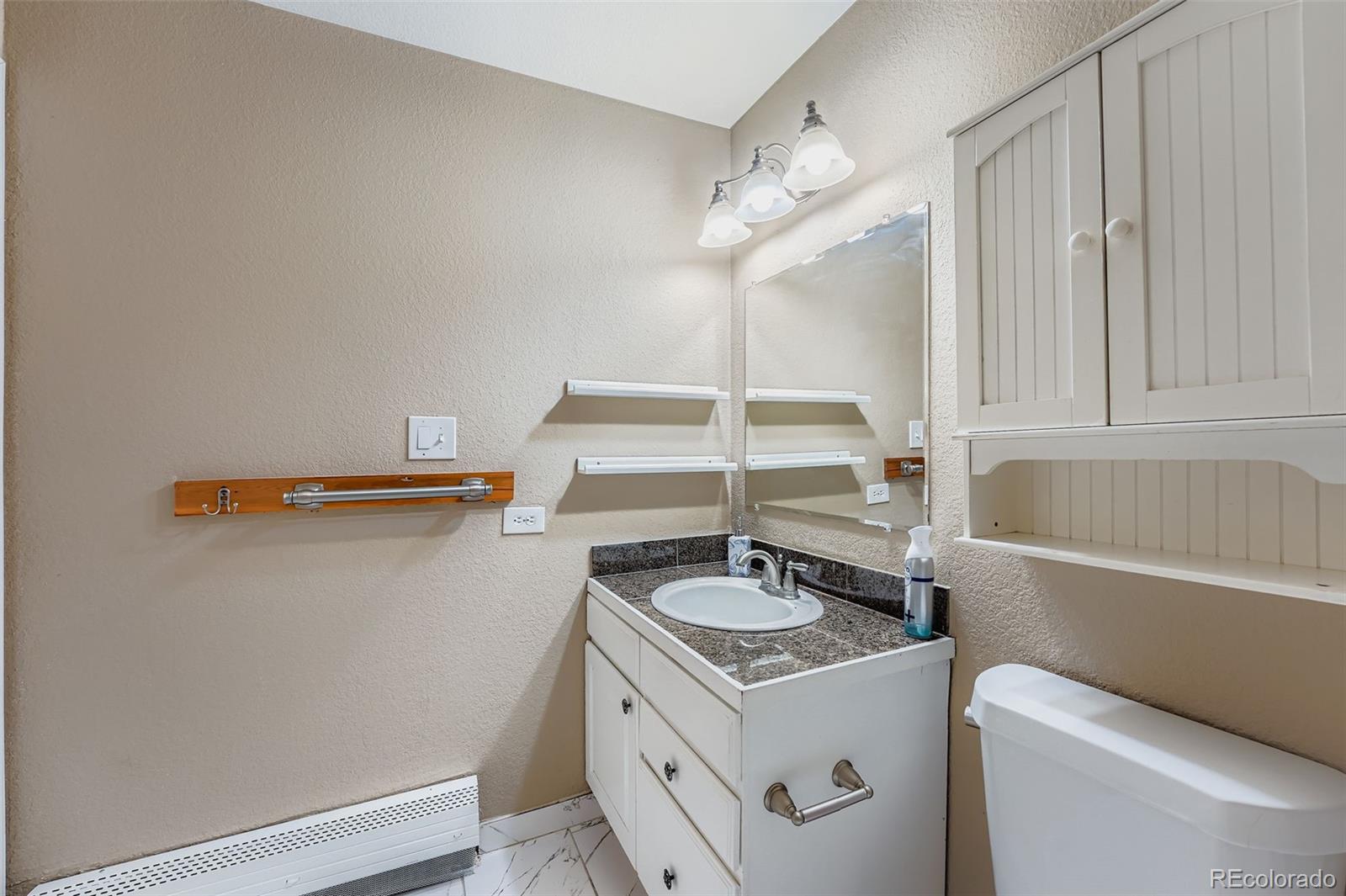 MLS Image #21 for 2190 s holly street,denver, Colorado