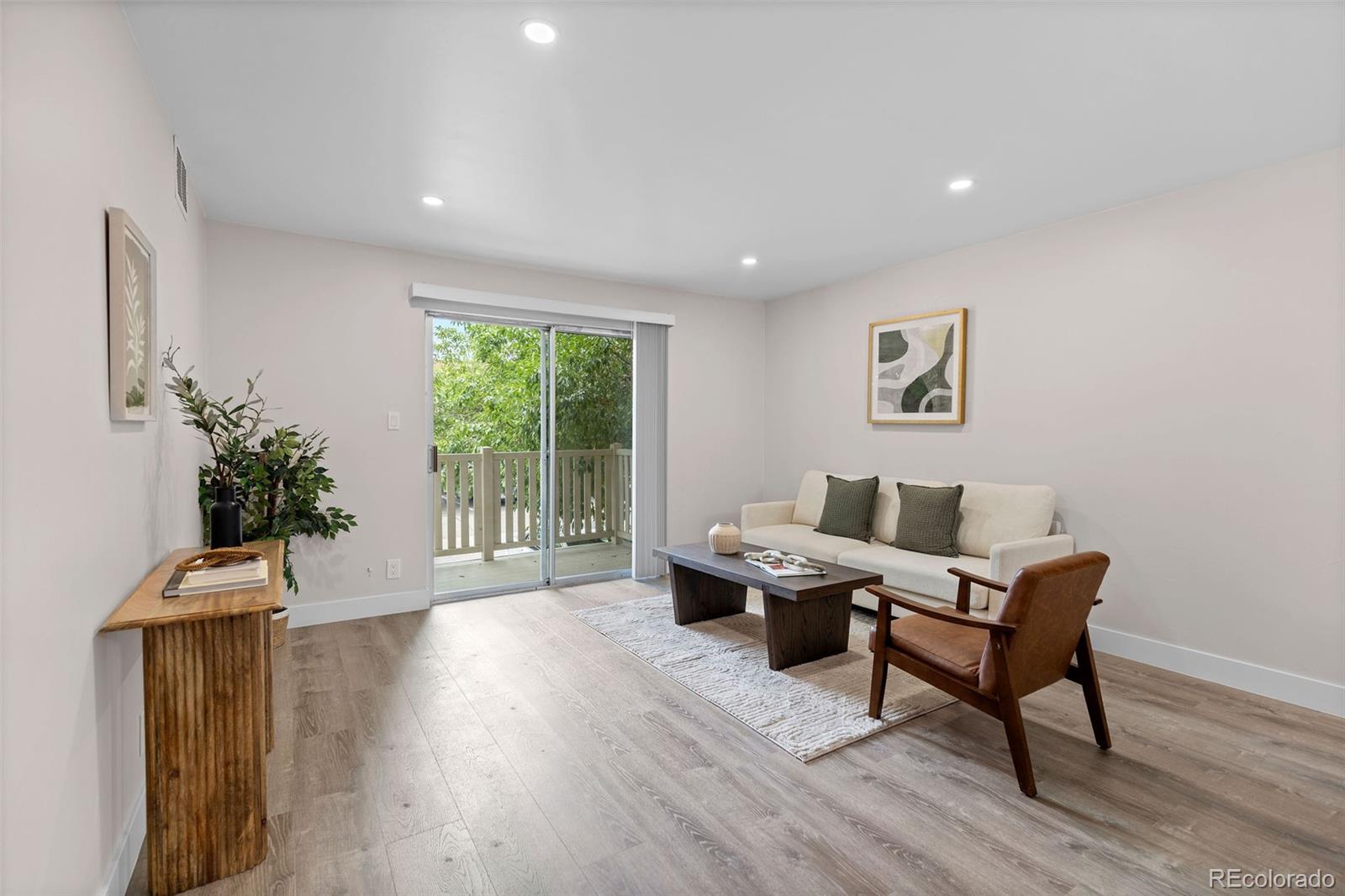 MLS Image #9 for 7495 e quincy avenue,denver, Colorado