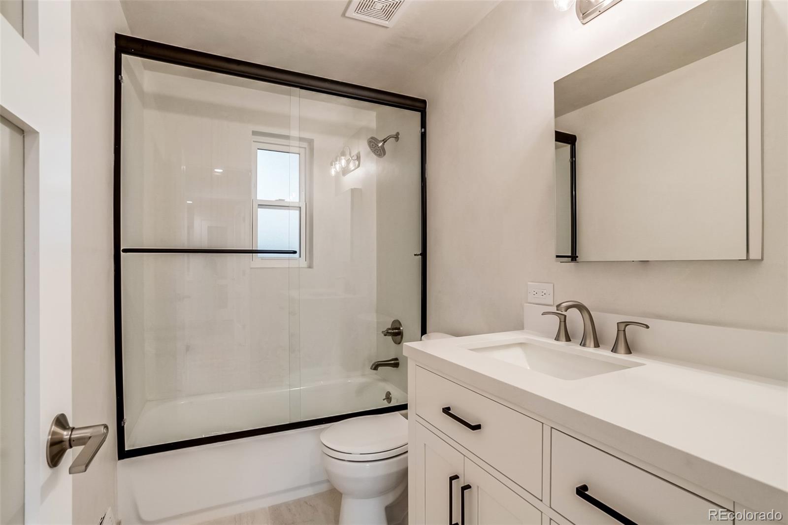 MLS Image #15 for 488 s leyden street,denver, Colorado