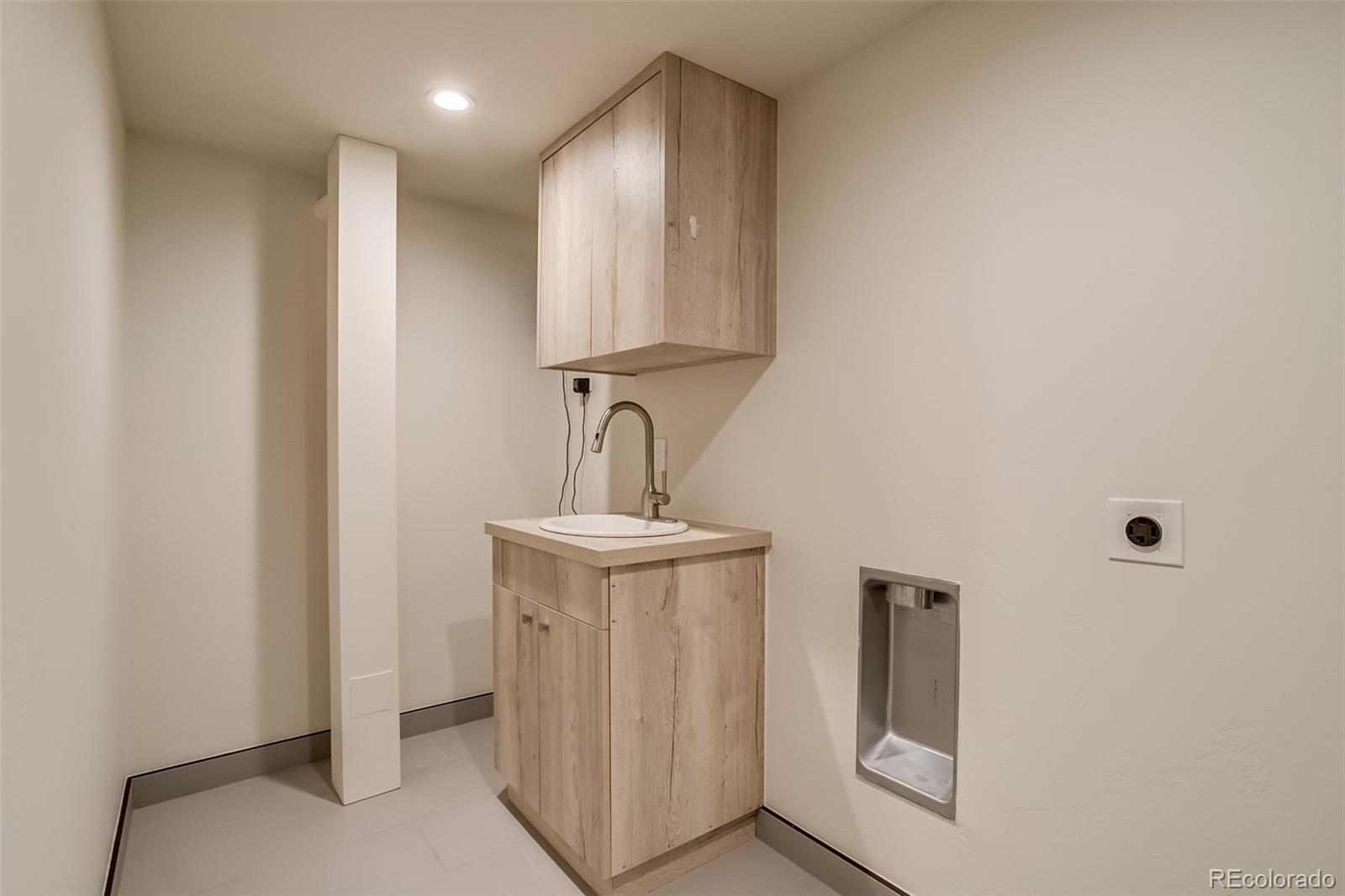 MLS Image #36 for 488 s leyden street,denver, Colorado
