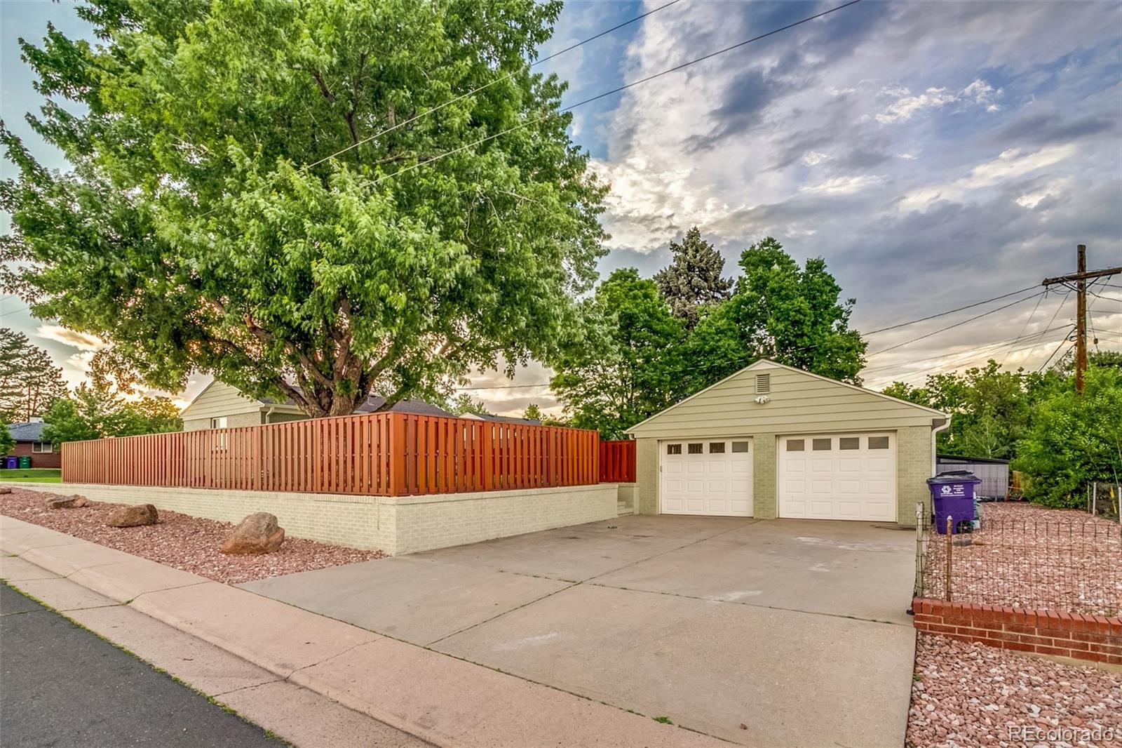 MLS Image #46 for 488 s leyden street,denver, Colorado