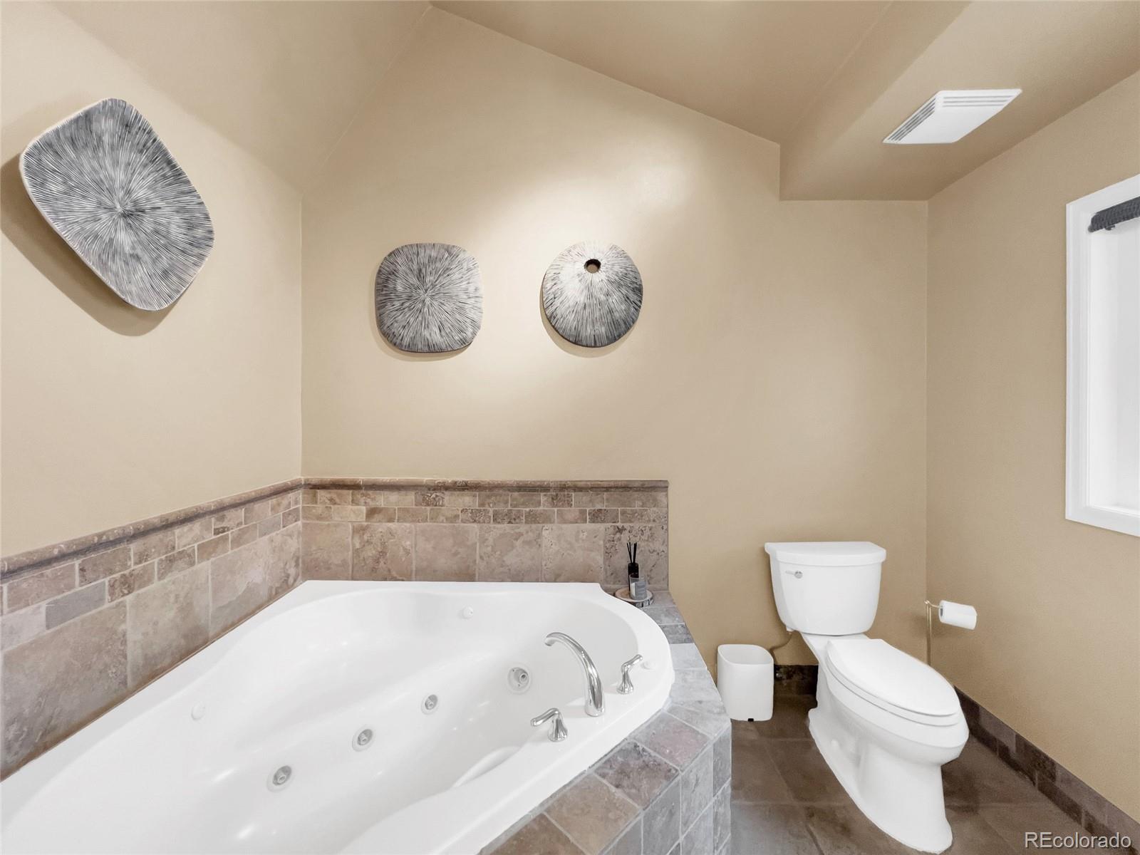 MLS Image #17 for 5610 e cornell avenue,denver, Colorado