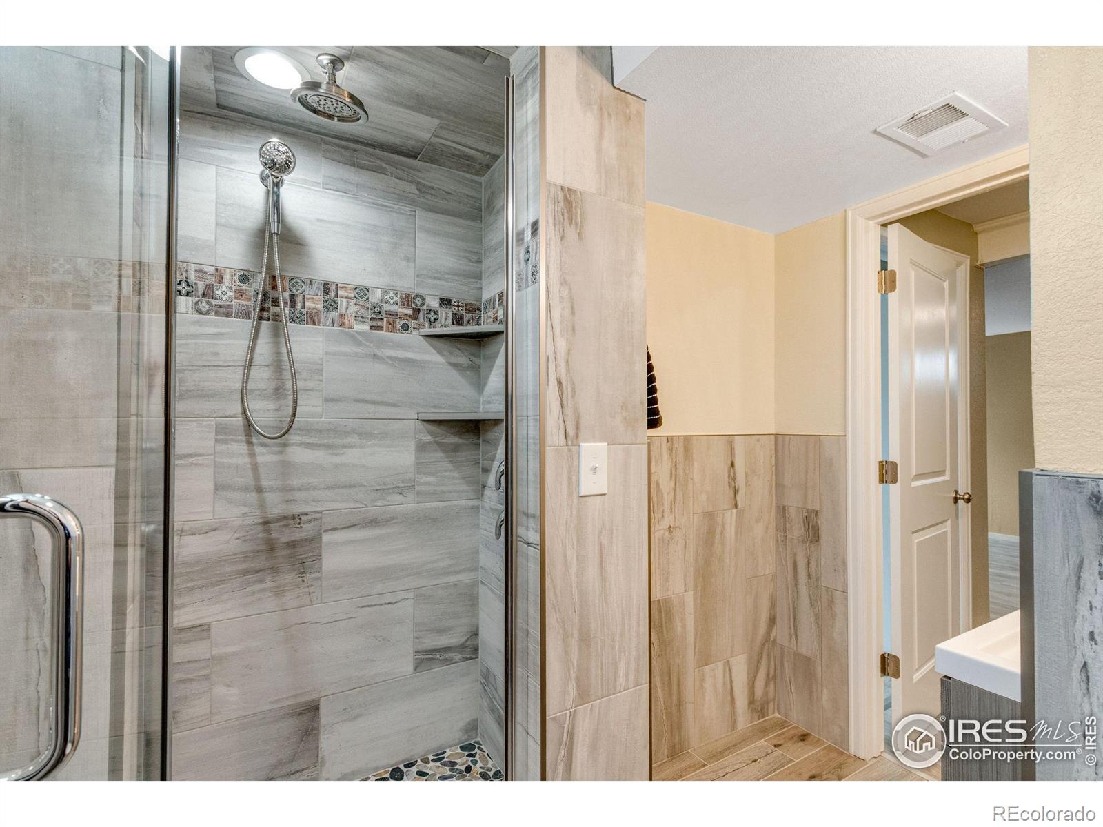 MLS Image #19 for 1700  jewel drive,longmont, Colorado