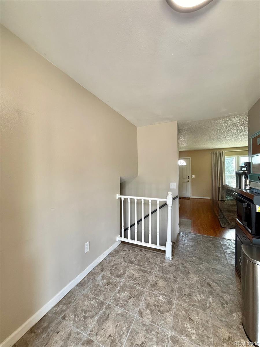 MLS Image #10 for 16497 e vassar avenue,aurora, Colorado