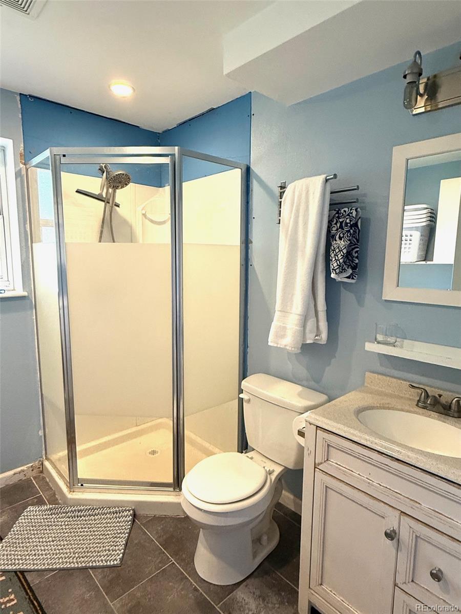 MLS Image #2 for 16497 e vassar avenue,aurora, Colorado