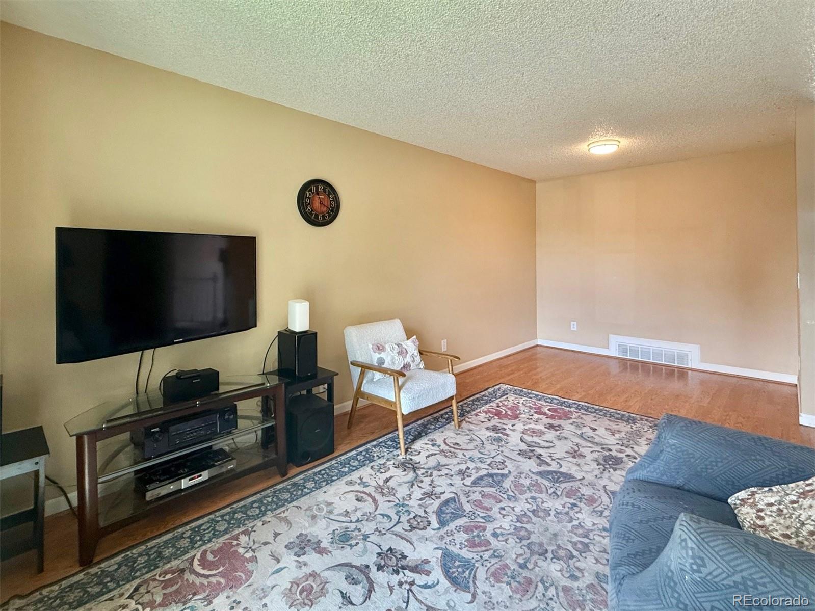 MLS Image #3 for 16497 e vassar avenue,aurora, Colorado