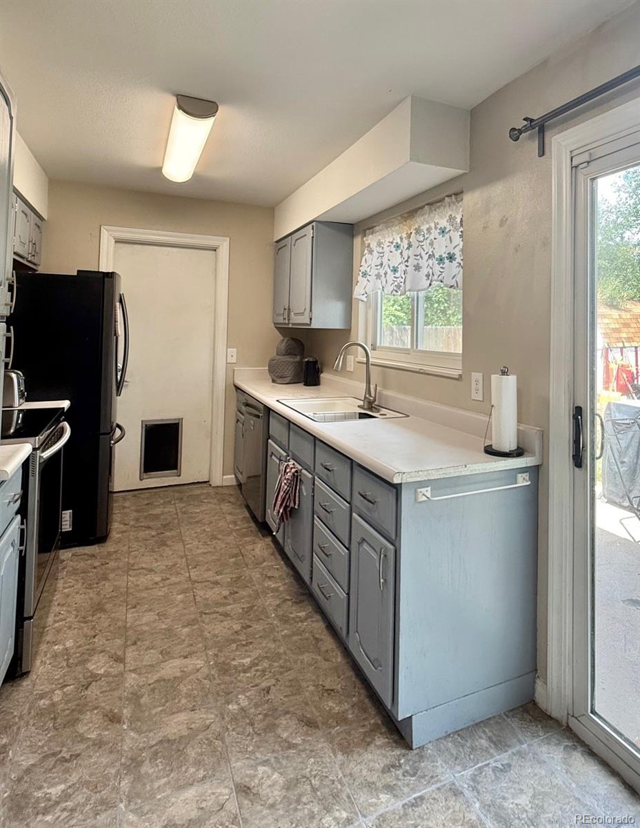MLS Image #8 for 16497 e vassar avenue,aurora, Colorado
