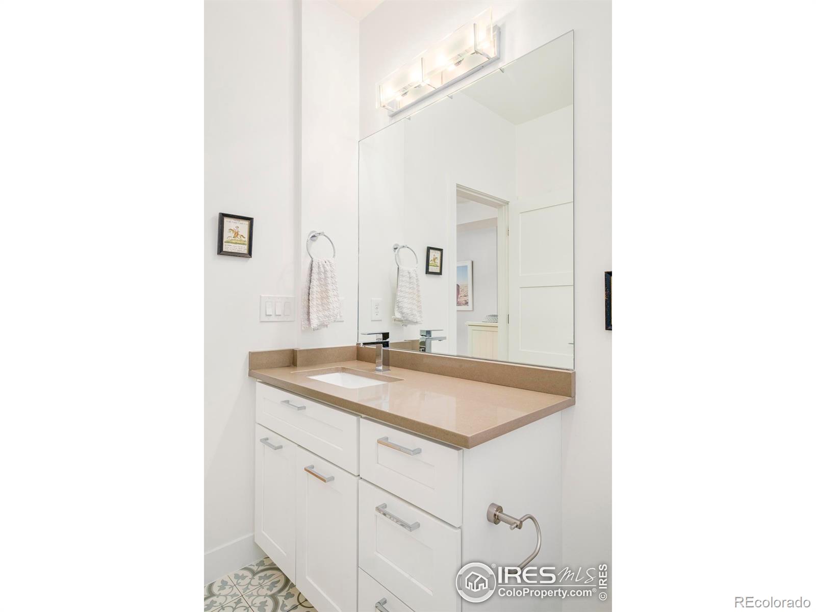 MLS Image #18 for 3957  utica street,denver, Colorado