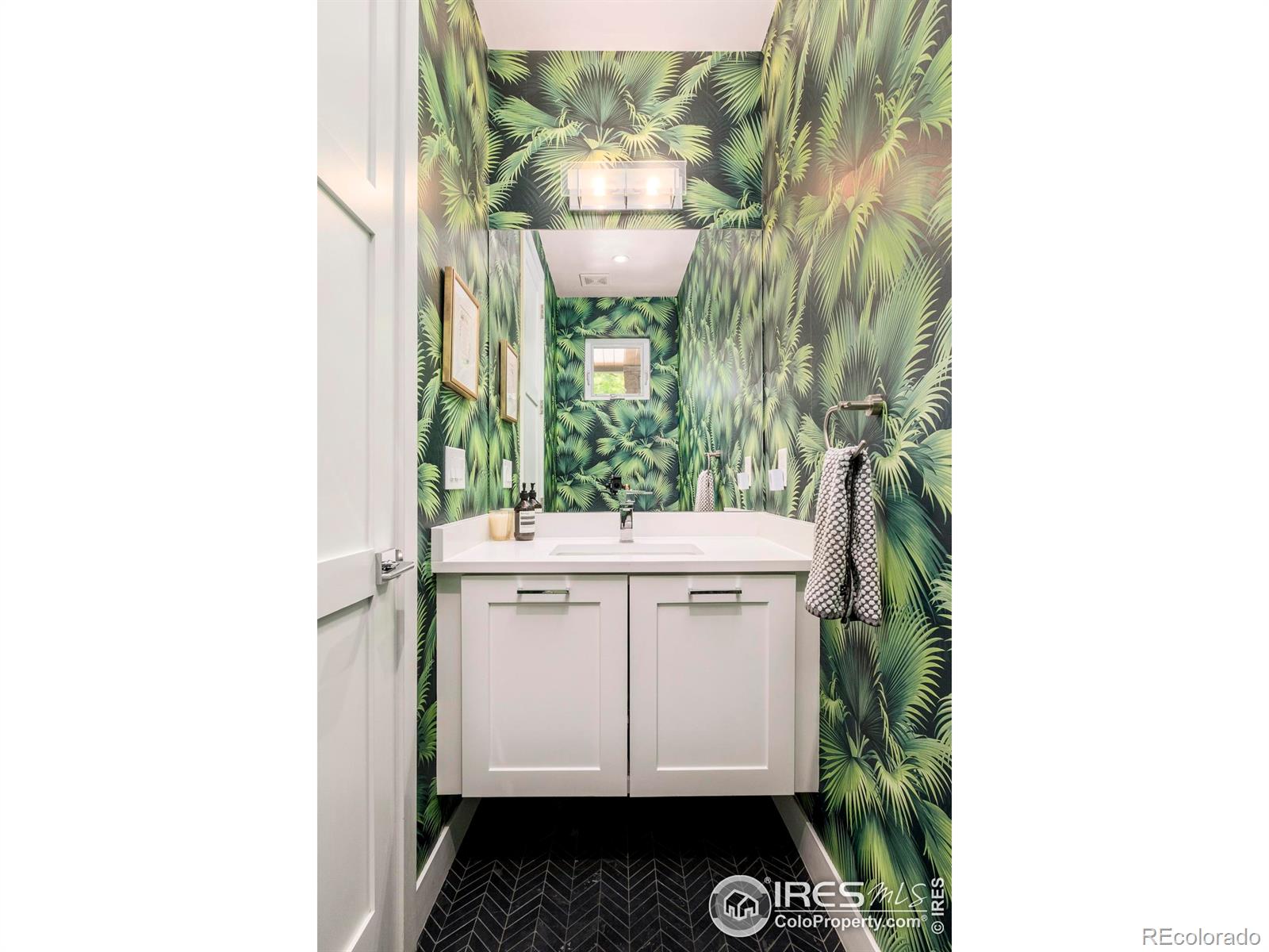 MLS Image #3 for 3957  utica street,denver, Colorado