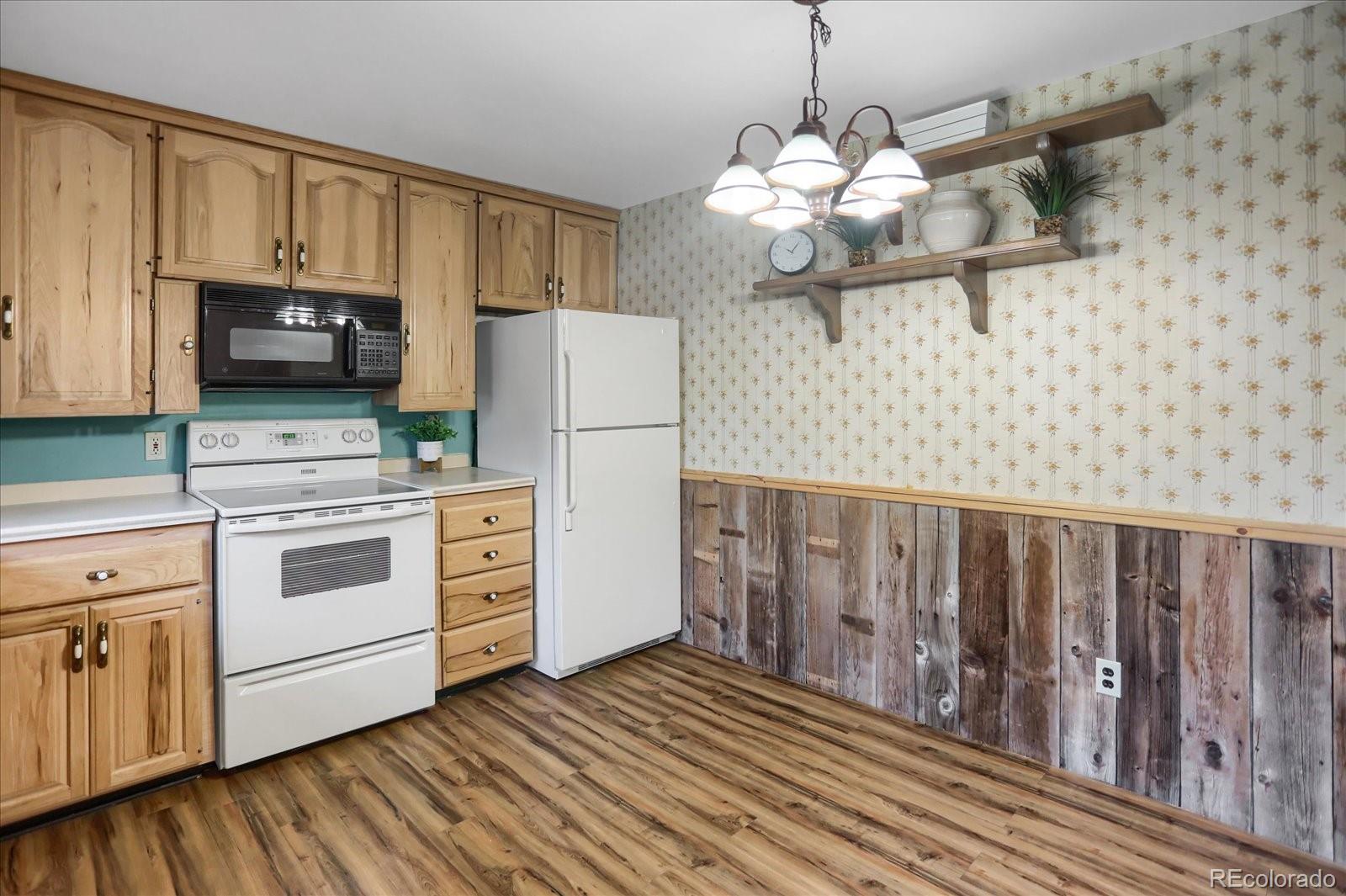 MLS Image #9 for 1299 s drexel way,lakewood, Colorado