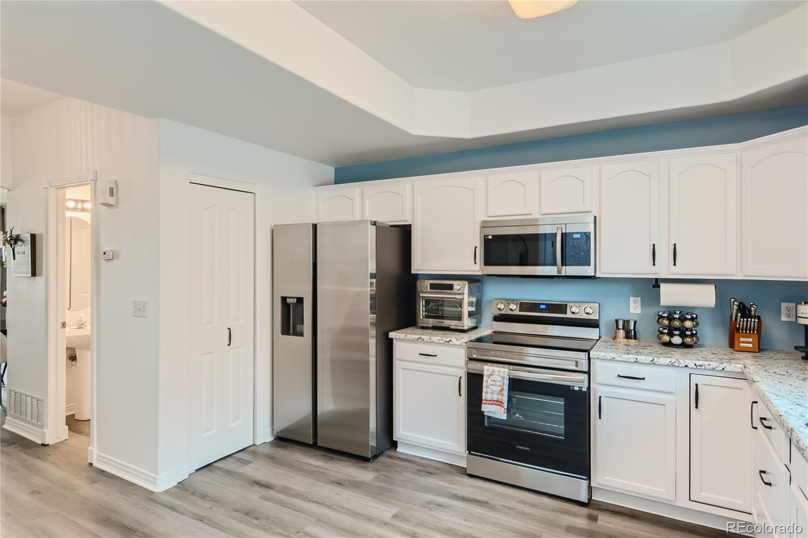 MLS Image #7 for 1447  madison ridge heights,colorado springs, Colorado