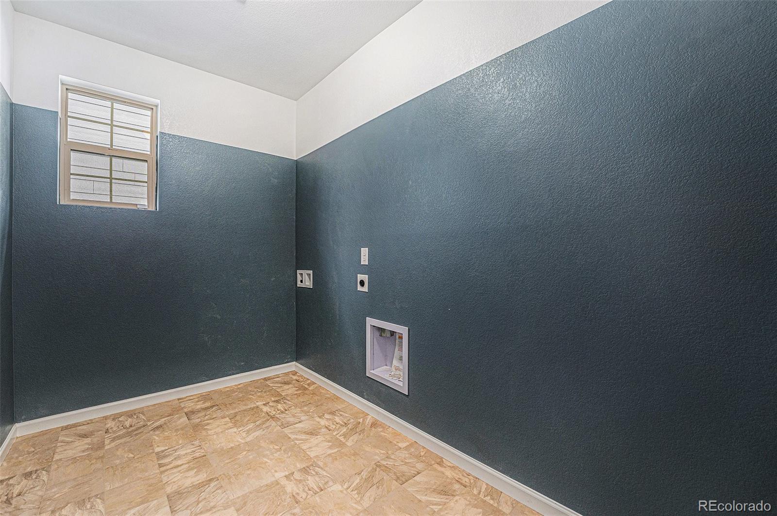 MLS Image #15 for 26987 e maple avenue,aurora, Colorado