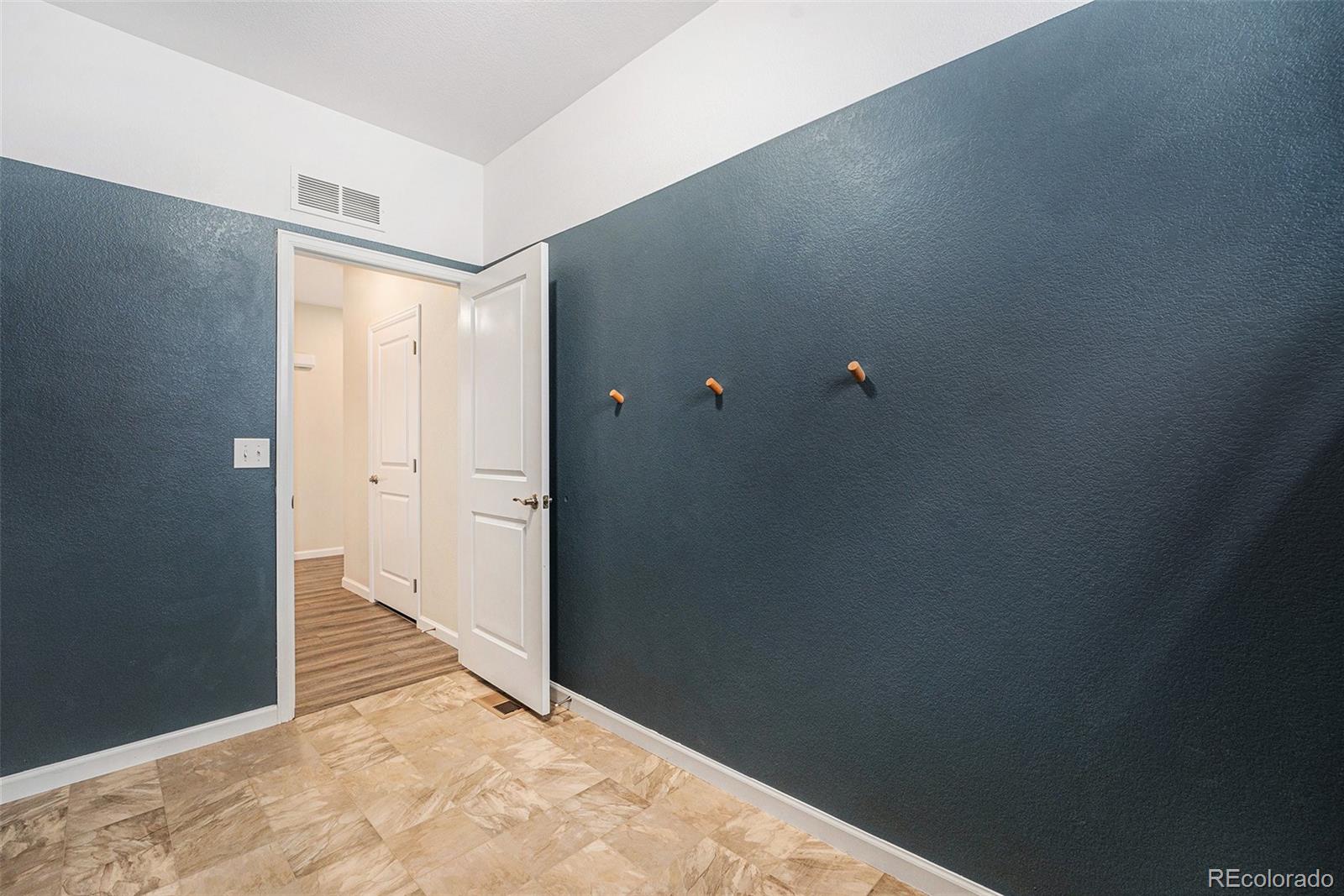 MLS Image #16 for 26987 e maple avenue,aurora, Colorado