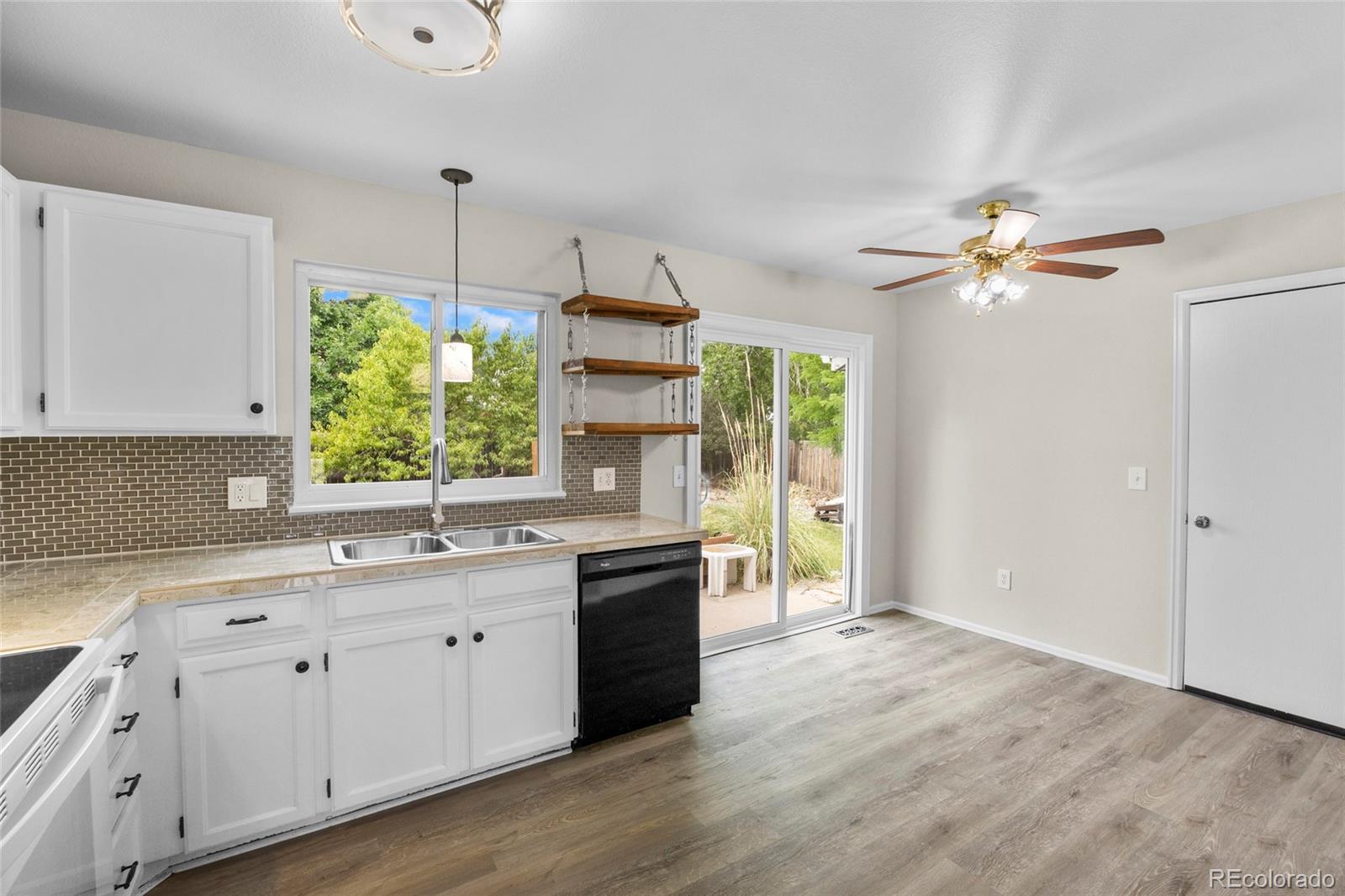 MLS Image #6 for 8537 w floyd avenue,lakewood, Colorado