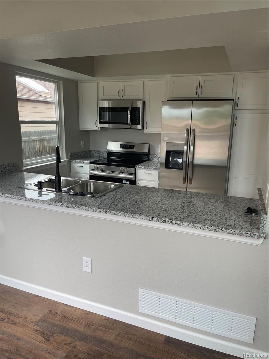 MLS Image #1 for 7902 s windermere circle,littleton, Colorado