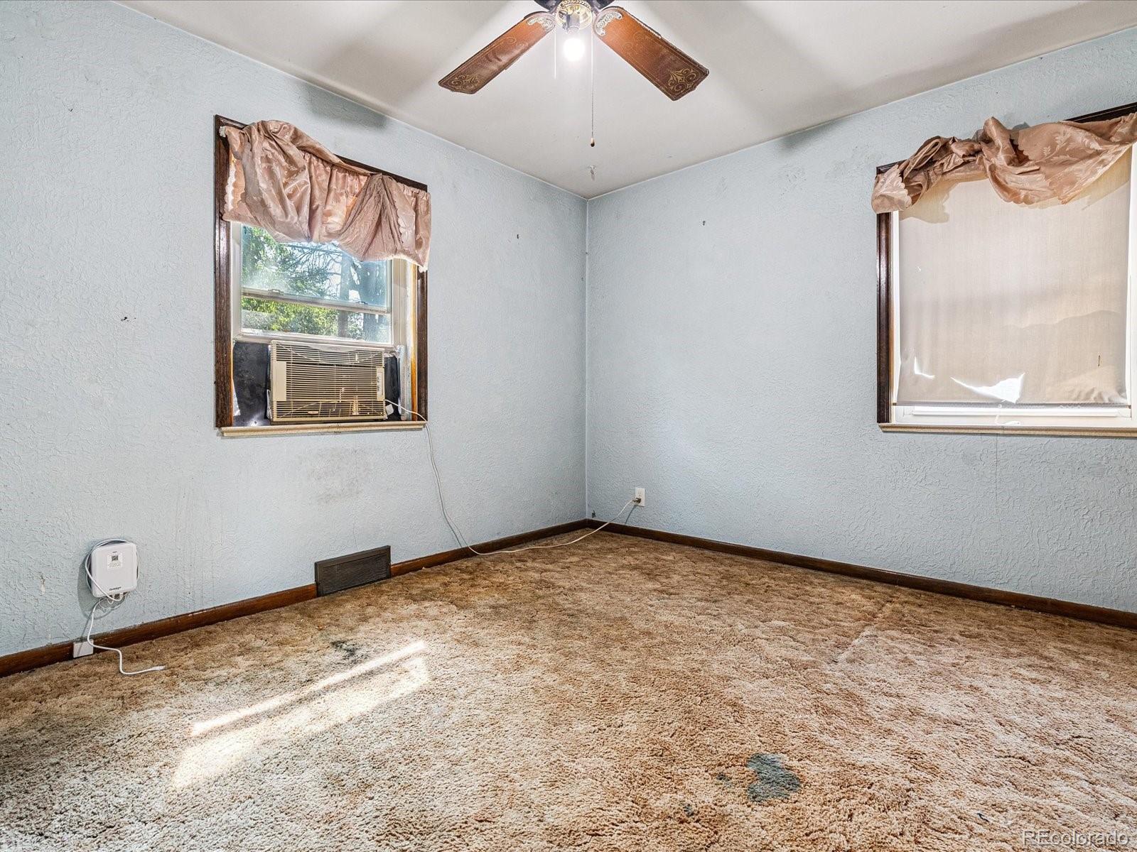MLS Image #11 for 1012  lansing street,aurora, Colorado