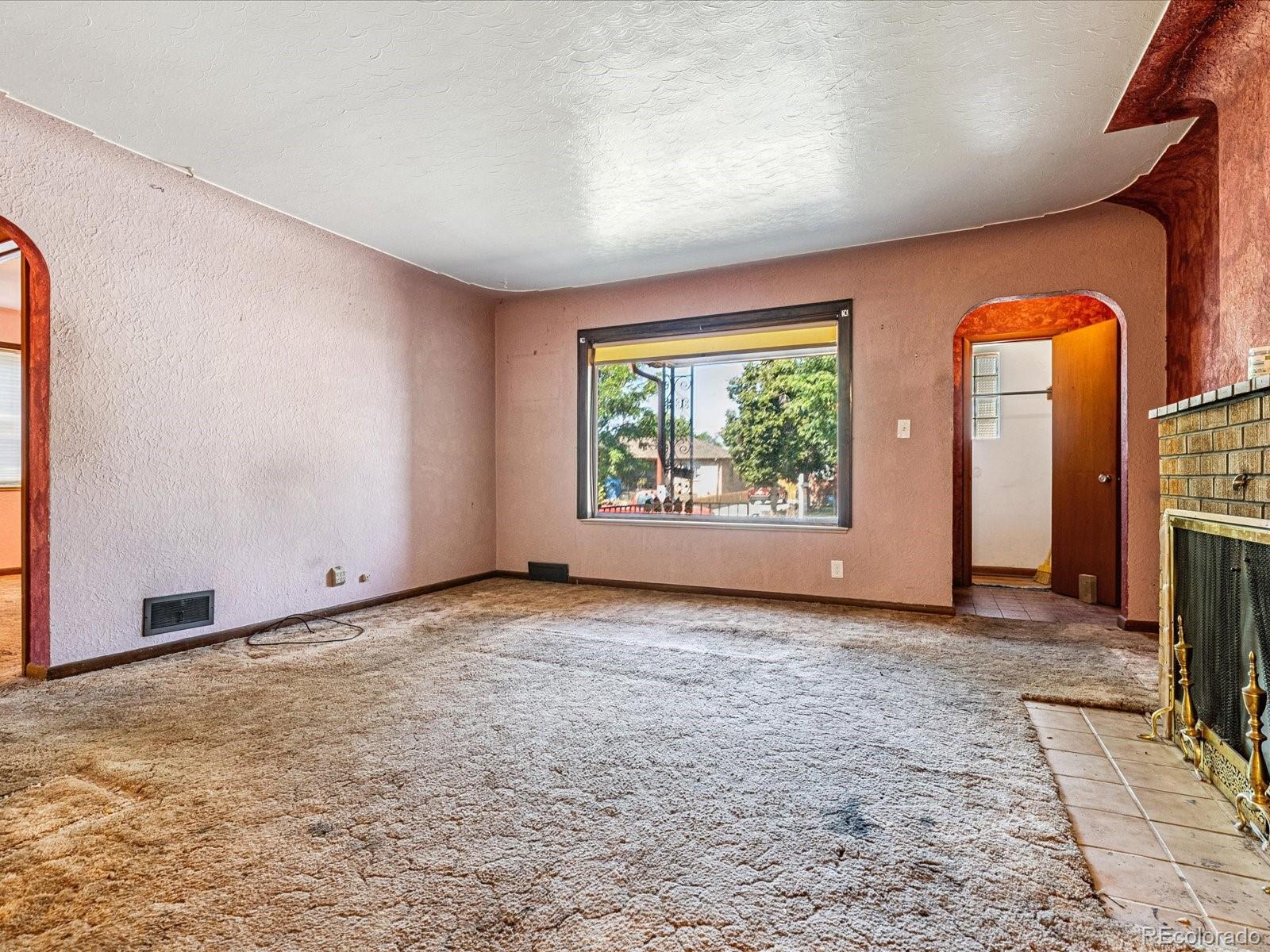 MLS Image #5 for 1012  lansing street,aurora, Colorado