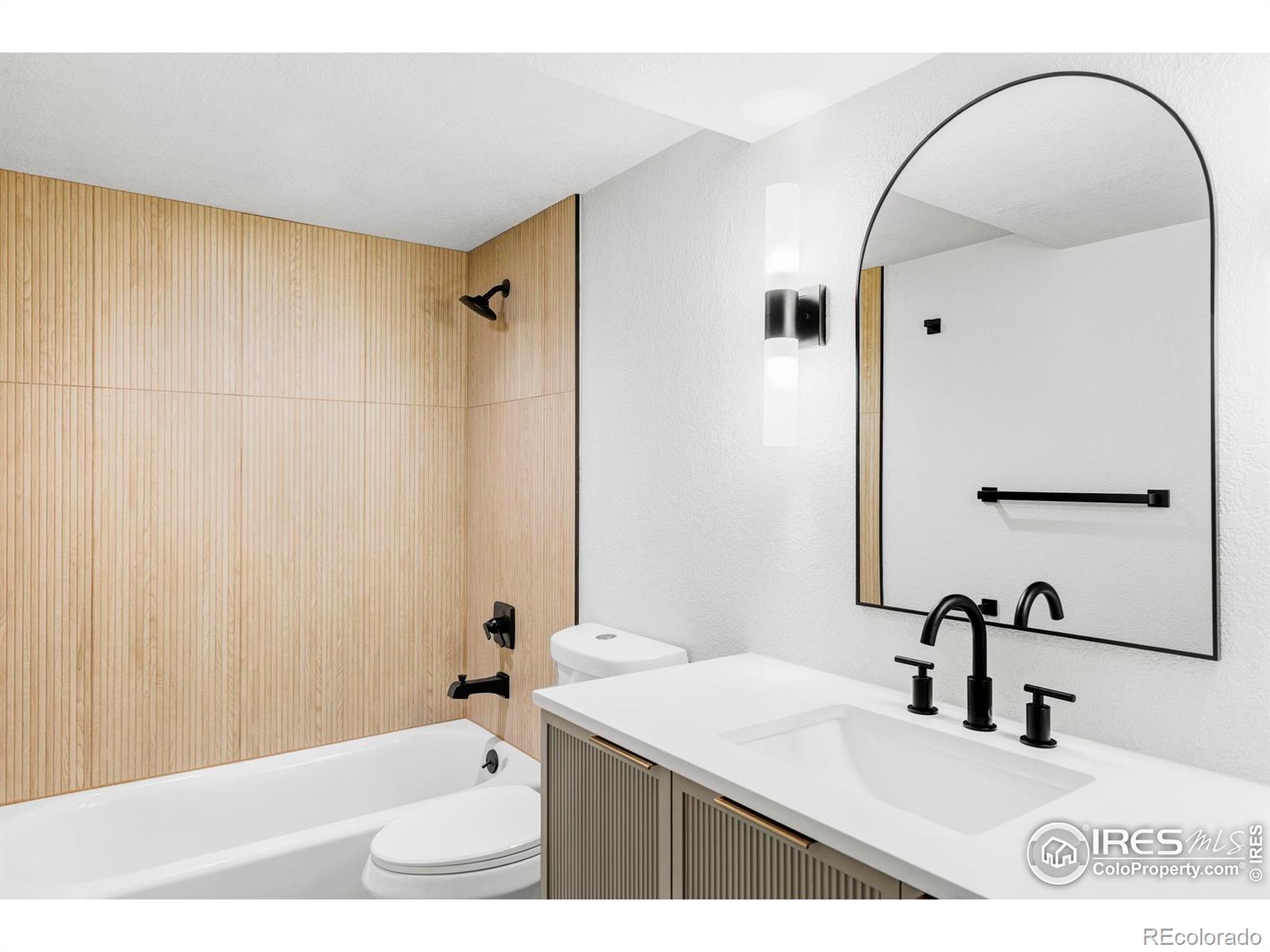 MLS Image #28 for 823  trail ridge drive,louisville, Colorado