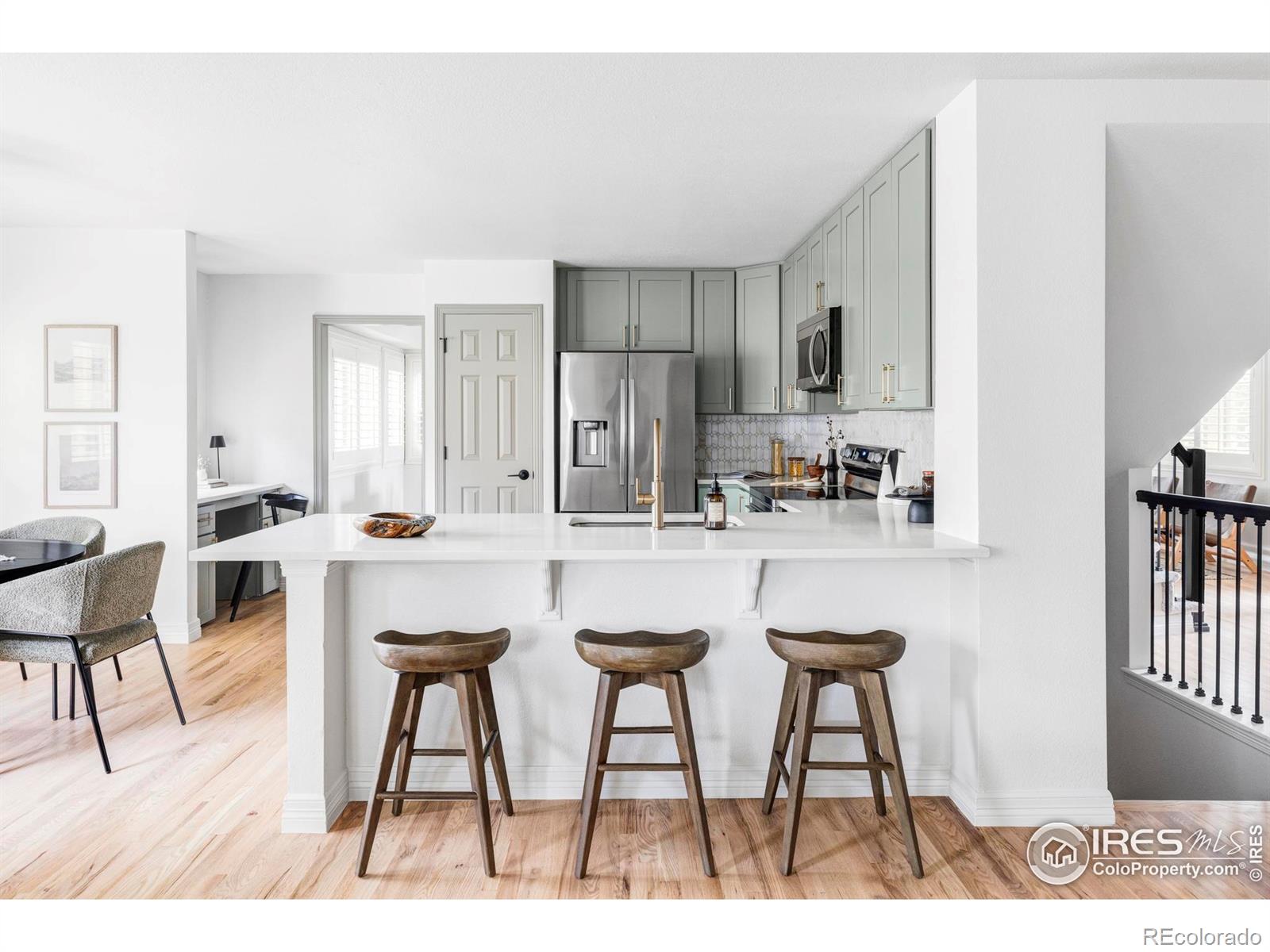 MLS Image #6 for 823  trail ridge drive,louisville, Colorado