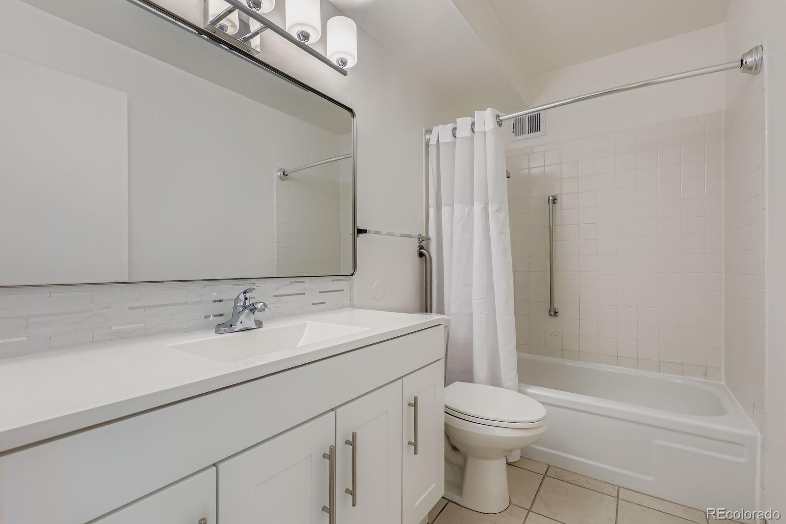 MLS Image #8 for 675 s alton way 2a,denver, Colorado