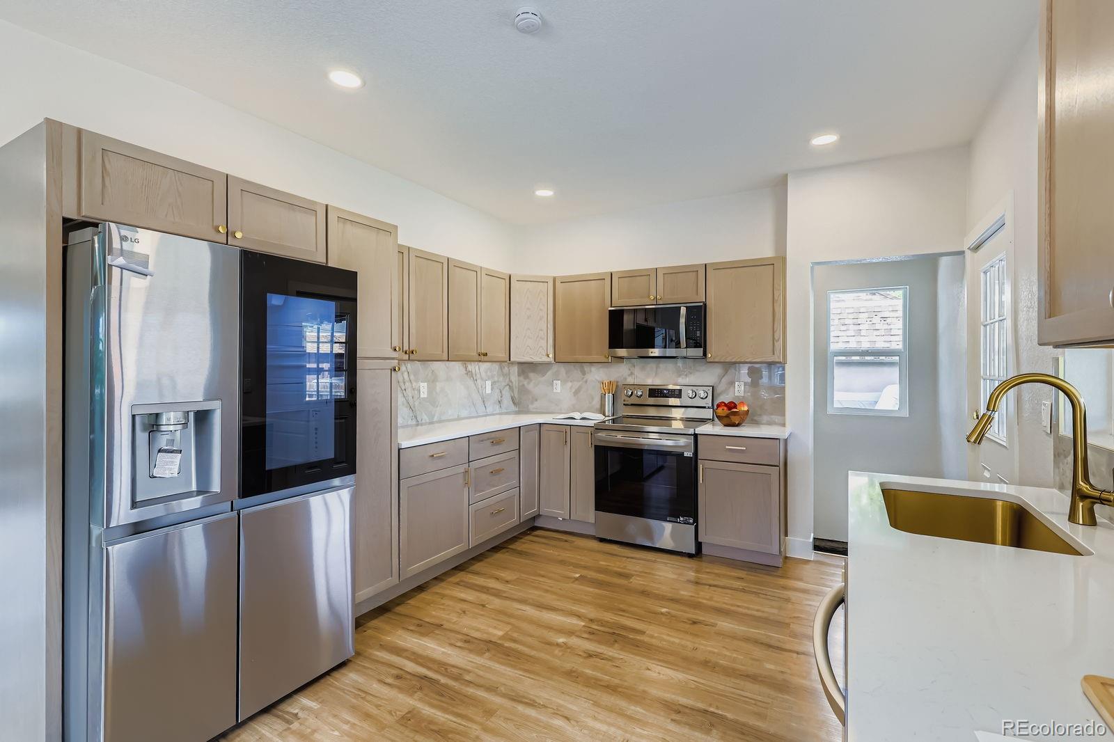 MLS Image #7 for 1450  joliet street,aurora, Colorado