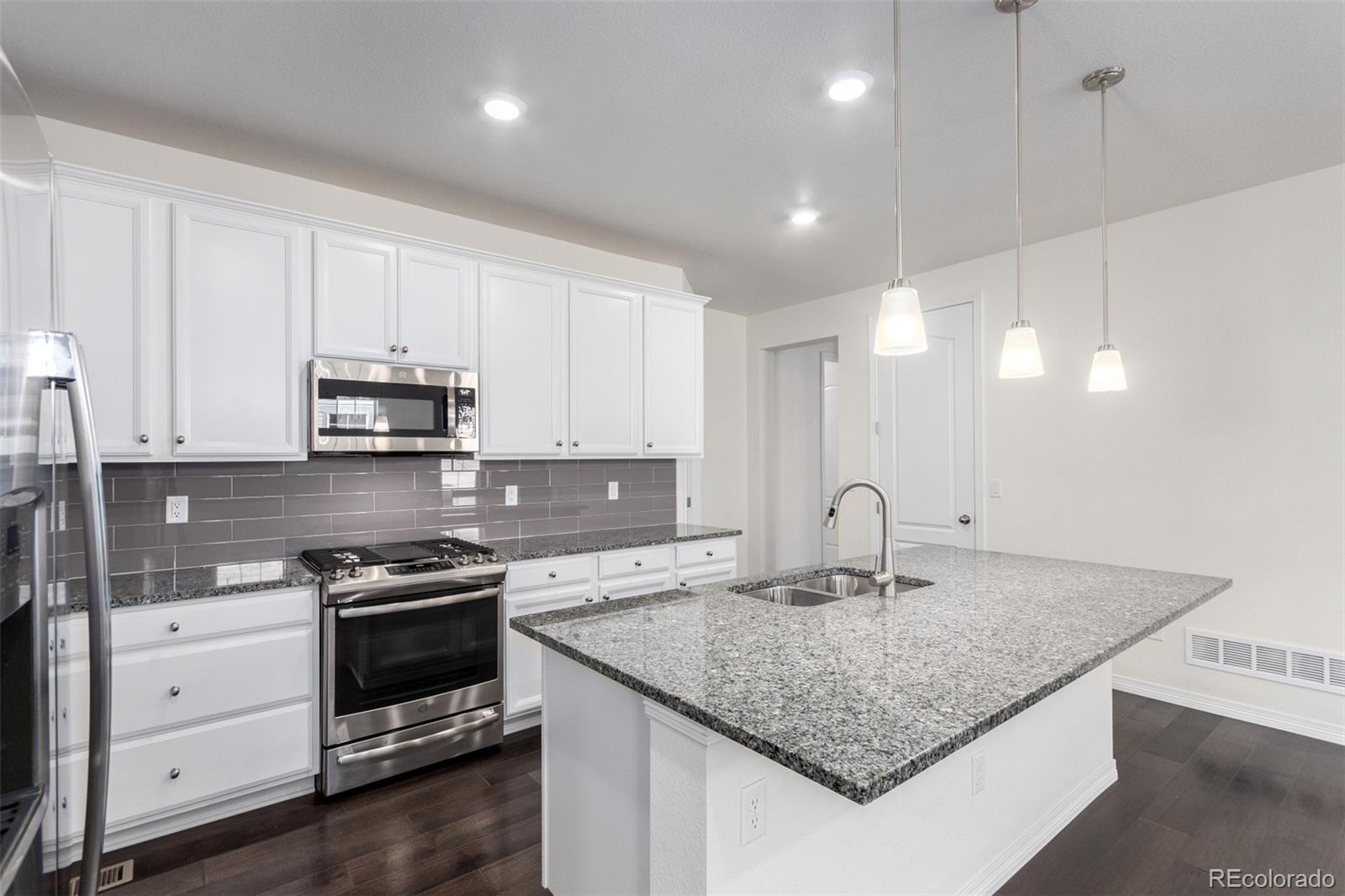 MLS Image #6 for 7811  plateau creek lane,littleton, Colorado