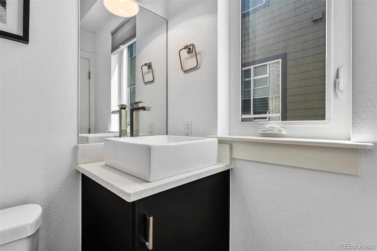 MLS Image #15 for 1931  hooker street ,denver, Colorado